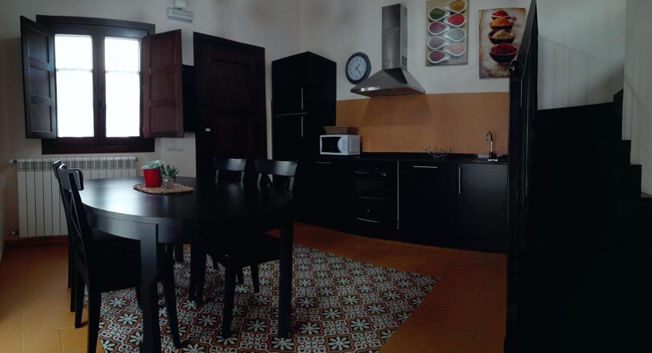 Apartamentos Rurales Casanova Тапия-де-Касарьего Экстерьер фото